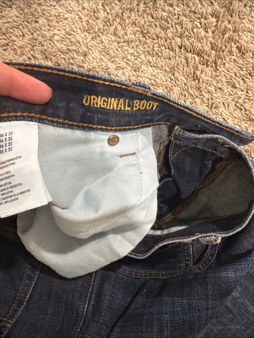 American Eagle Outfitters Men’s Dark Blue Bootcut Jeans - Picture 3 of 5